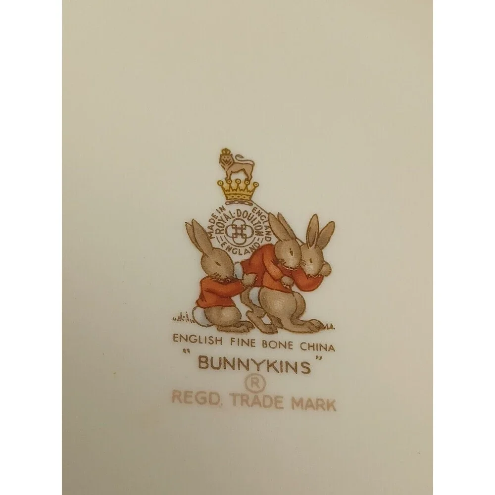 Vtg Royal Doulton Bunnykins Bowl Toppling the Fruit Cart Rabbit Bunny
